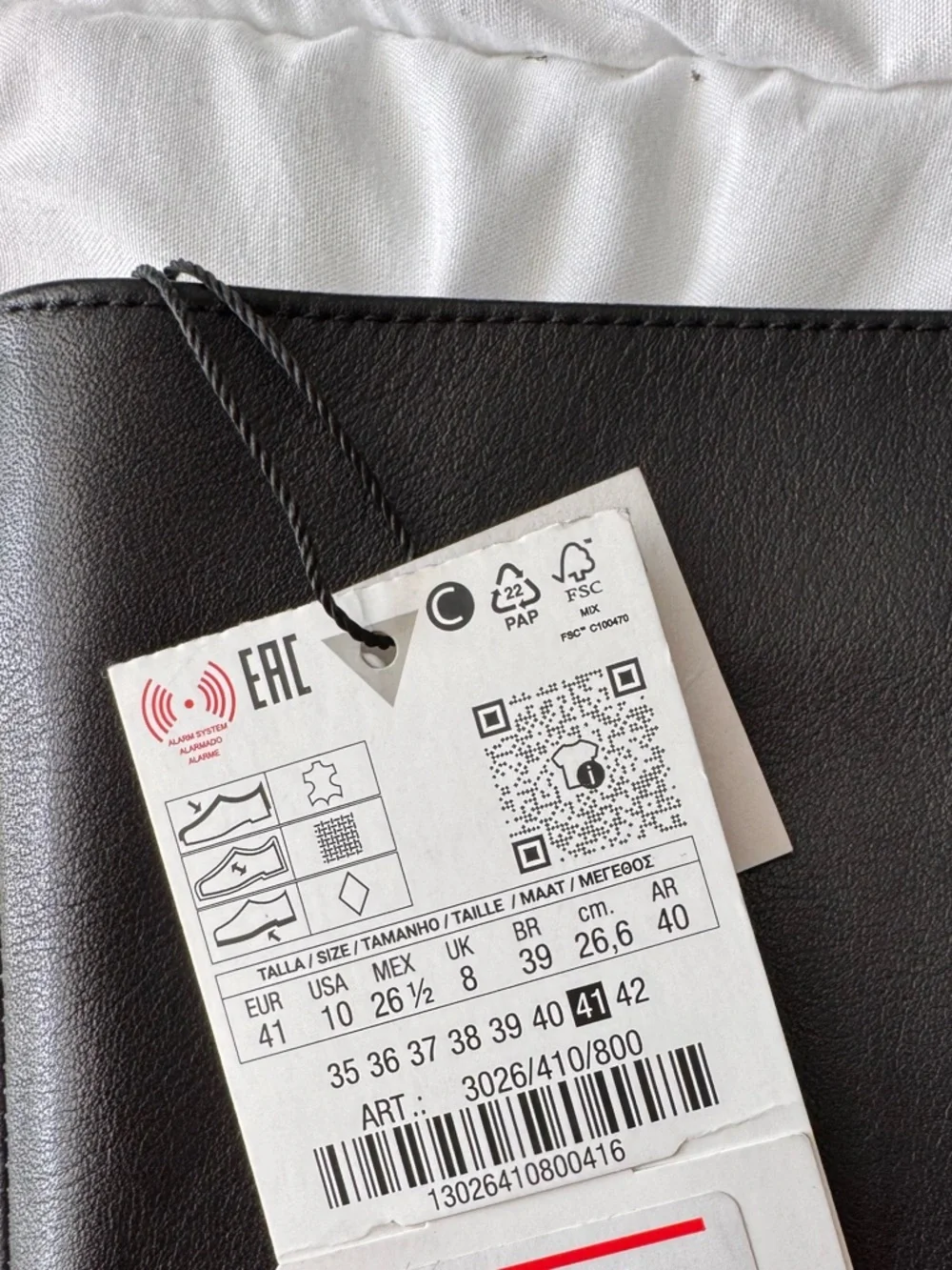 Zara Leather Kitten Heel Knee High Black Boots With Buckle - Picture 6 of 6